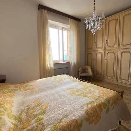 Σπίτι διακοπών Chalet With Big Private Outside Space And Lake View Civenna