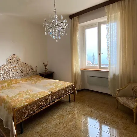 Dom wakacyjny Chalet With Big Private Outside Space And Lake View